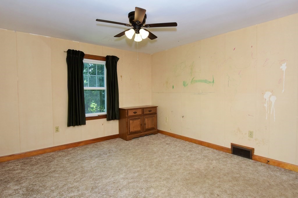 287 Acton Road Chelmsford, MA 01824 - Photo 17 of 25 Gallery Image 17