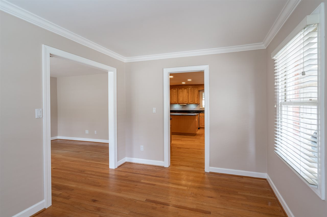 916 Merwin Road Raleigh, NC 27606 - Photo 9 of 29 Photo 9