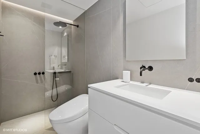 $1,275,000 | 1917 South Calumet Avenue, Chicago, IL 60616