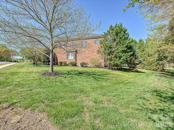 $750,000 | 4221 Barons Court, Harrisburg, NC 28075