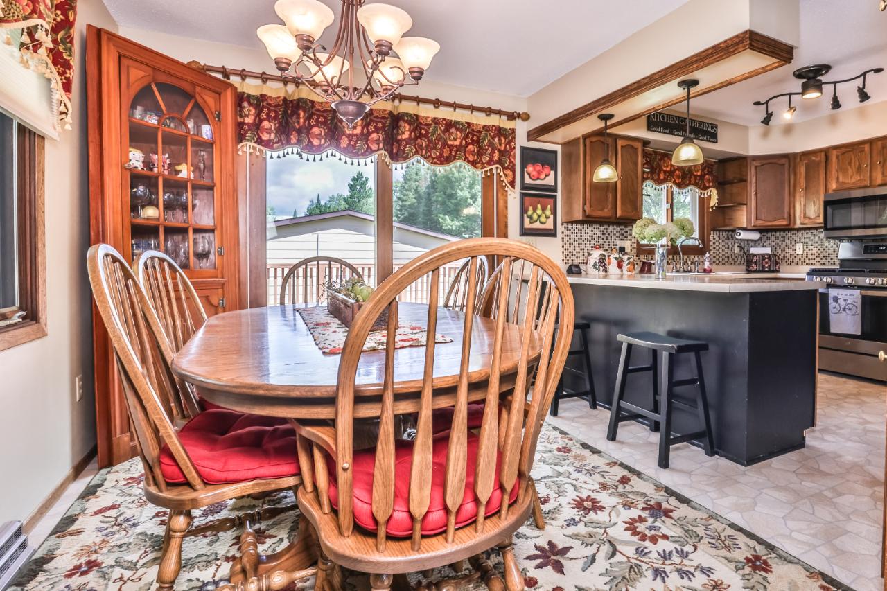 886 Woodland Drive Rhinelander, WI 54501 - Photo 5 of 40 Gallery Image 5