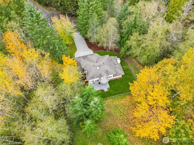 view of a garden with an outdoor space