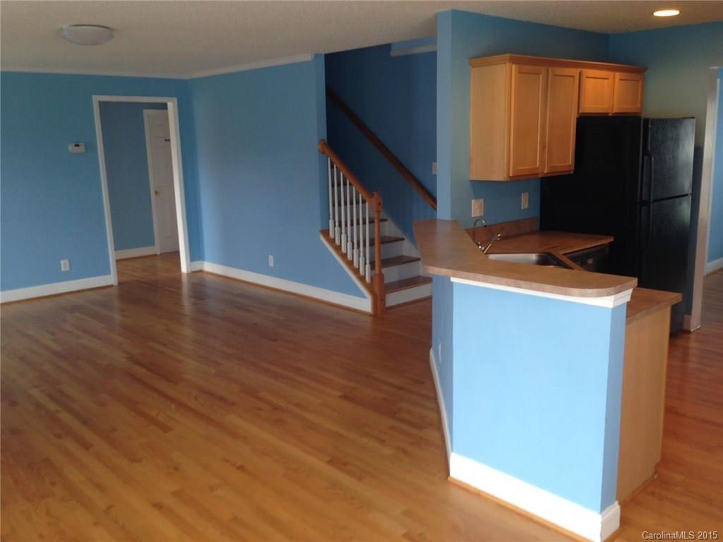 8313 Fox Swamp Road Charlotte, NC 28215 - Photo 11 of 24 Gallery Image 11
