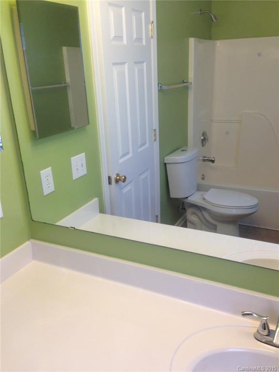 8313 Fox Swamp Road Charlotte, NC 28215 - Photo 15 of 24 Gallery Image 15
