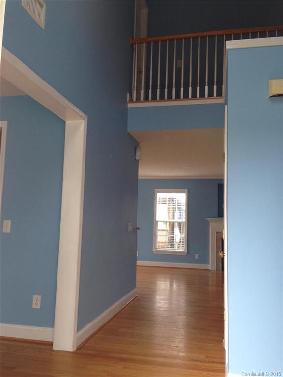 8313 Fox Swamp Road Charlotte, NC 28215 - Photo 5 of 24 Gallery Image 5