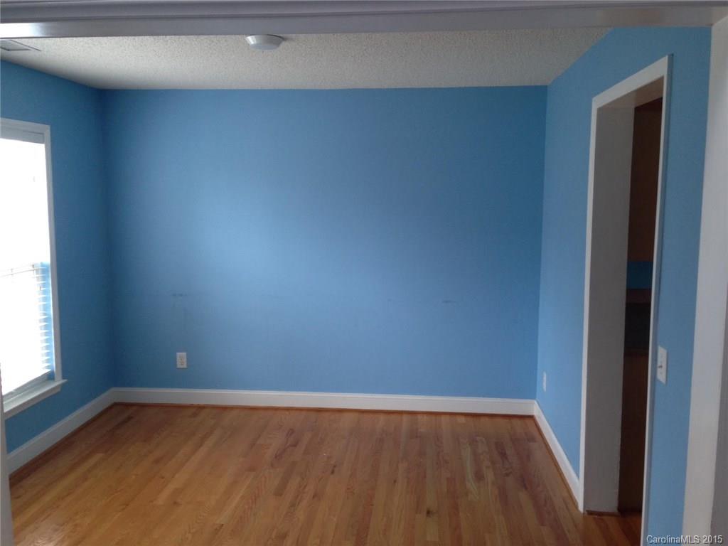 8313 Fox Swamp Road Charlotte, NC 28215 - Photo 6 of 24 Gallery Image 6
