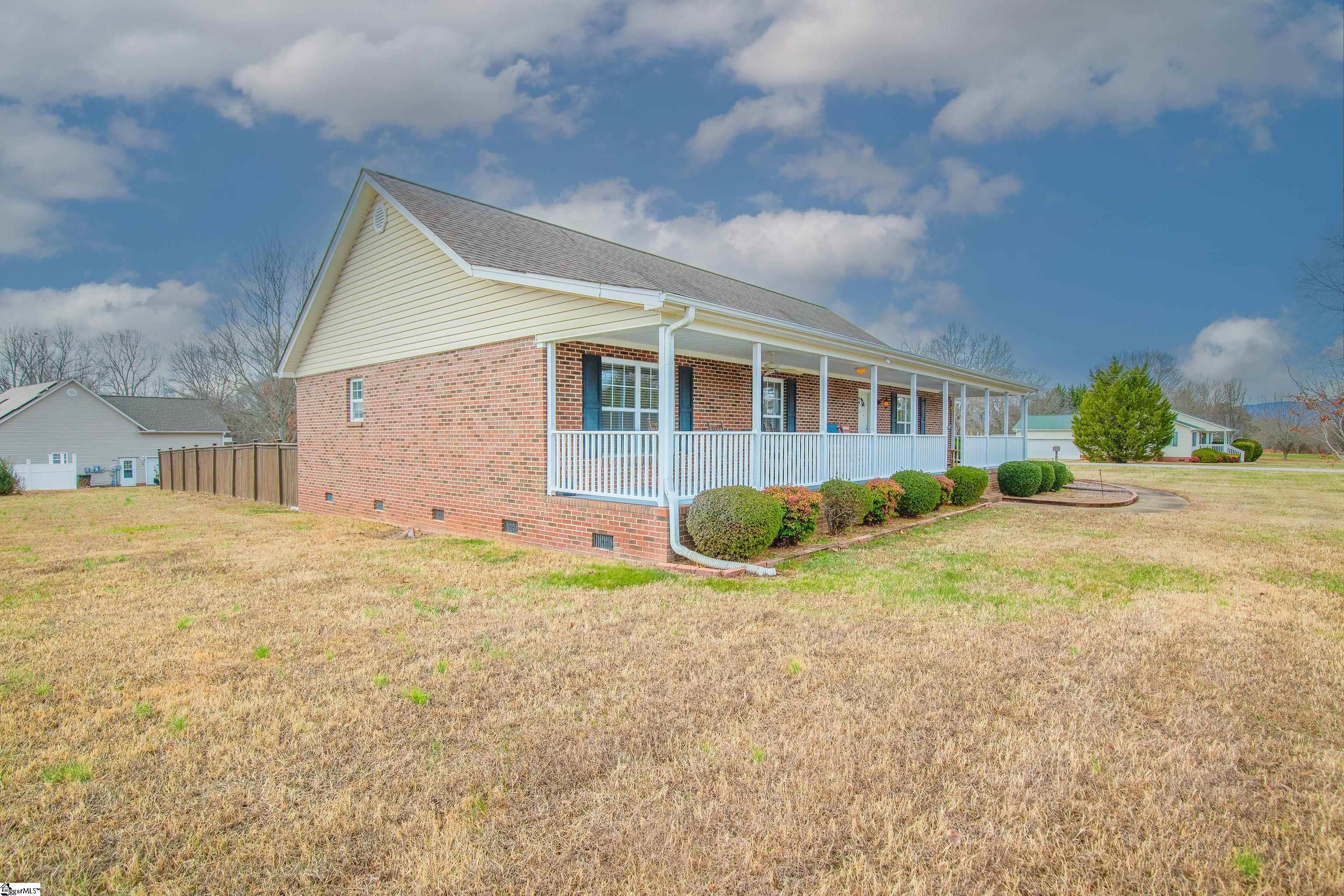 175 State Rd S-42-7058 Campobello, SC 29322 - Photo 2 of 35