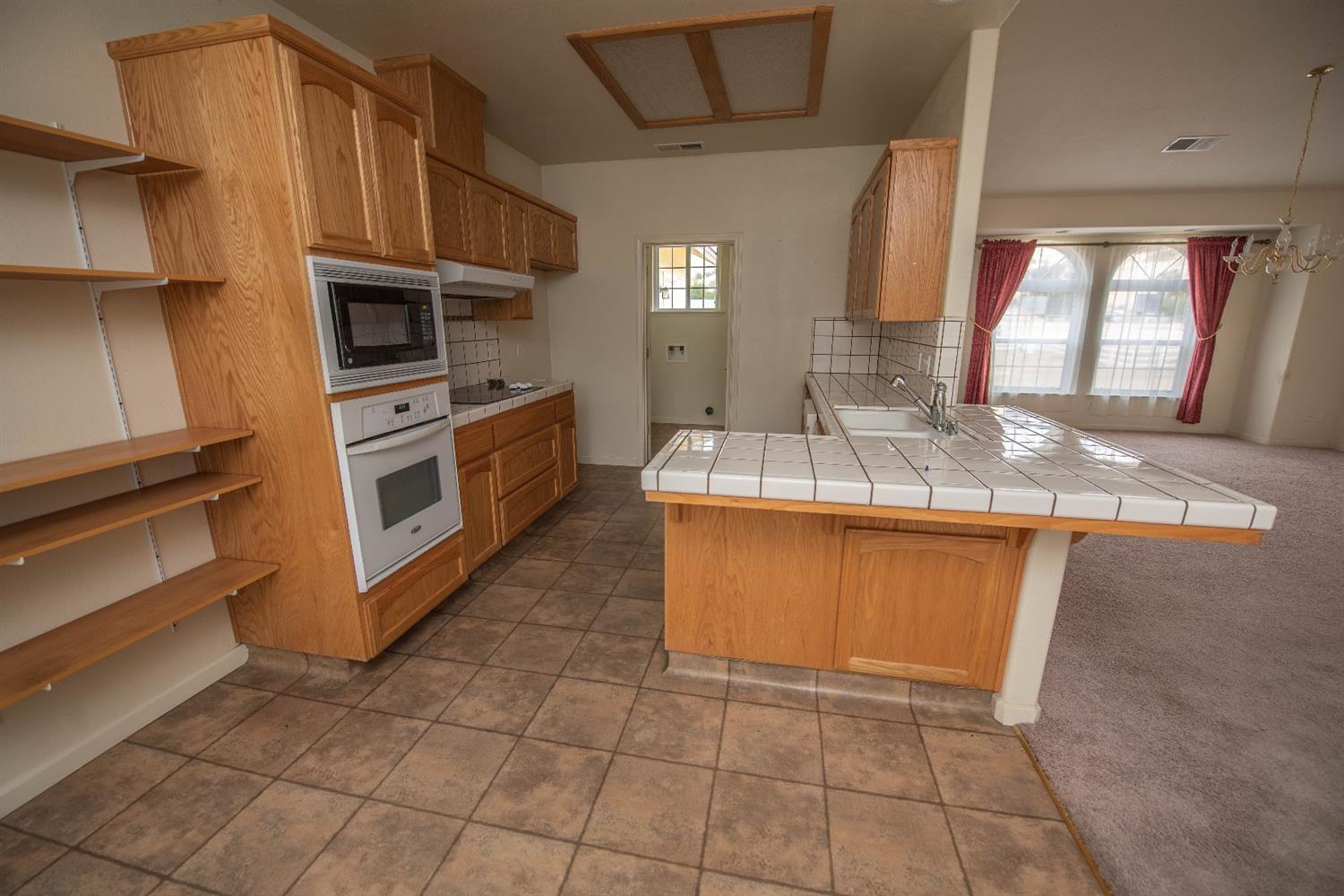6085 Big Oak Road Sanger, CA 93657 - Photo 9 of 25 Gallery Image 9