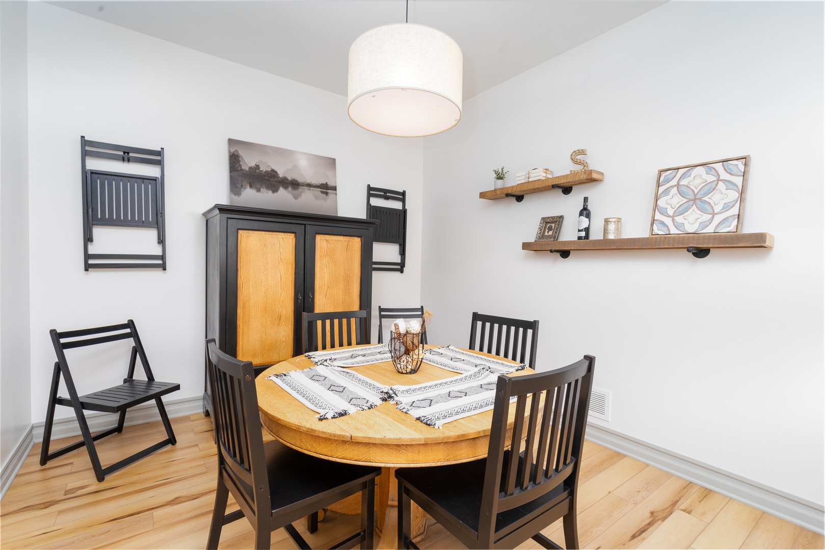 17523 Gilbert Drive Lockport, IL 60441 - Photo 13 of 34 a view of a dining room with furniture and wooden floor