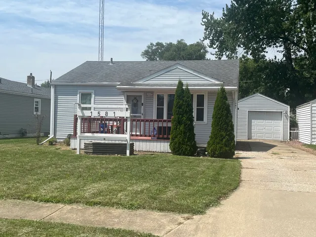 $146,000 | 1581 South 4th Avenue, Kankakee, IL 60901