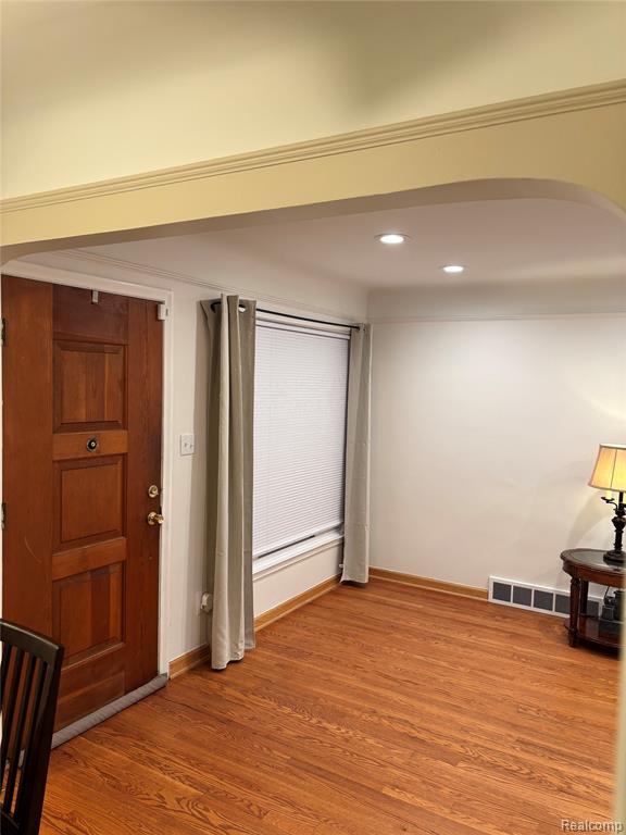 9990 Appleton Redford, MI 48239 - Photo 7 of 71 Gallery Image 7