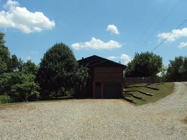7520 Sarah Thomas Road Silver Point, TN 38582 - Photo 4 of 20 Gallery Image 4