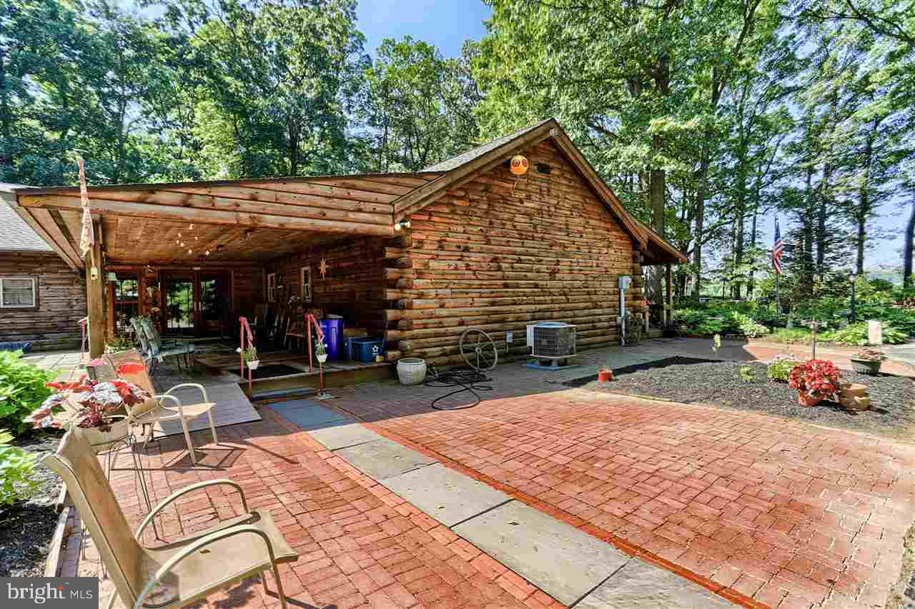 929 Hillview Road York, PA 17406 - Photo 30 of 36