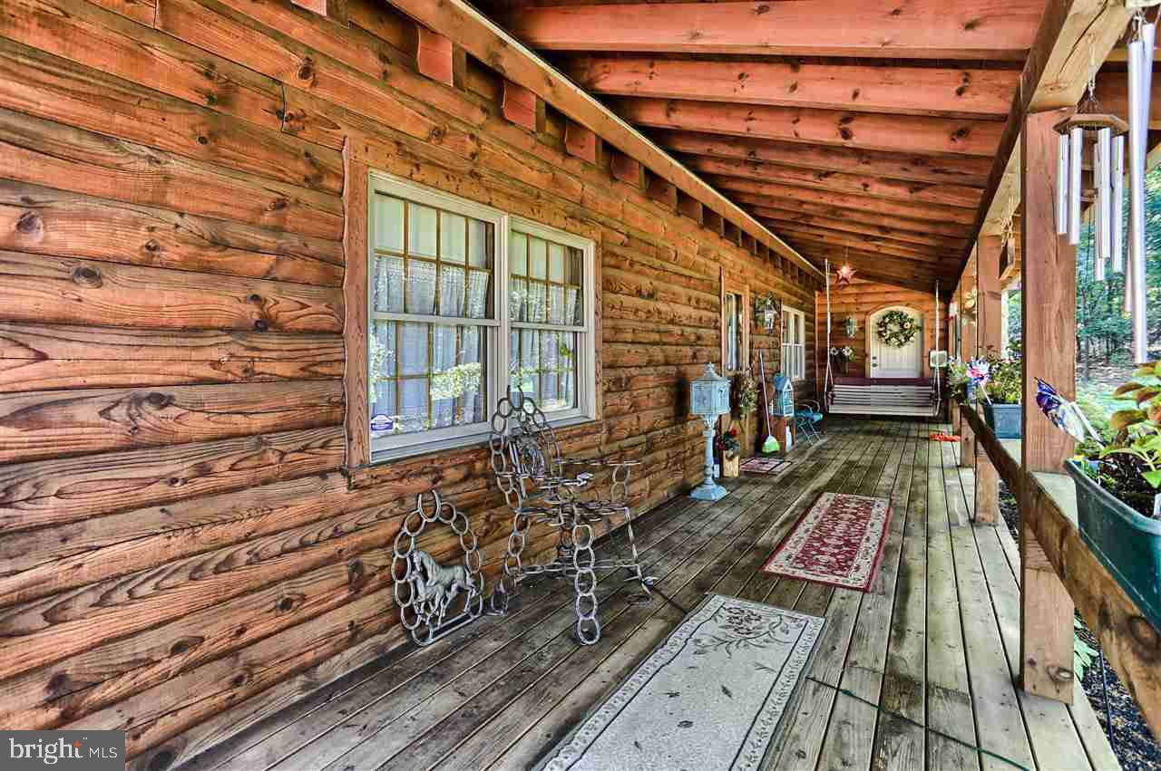 929 Hillview Road York, PA 17406 - Photo 6 of 36