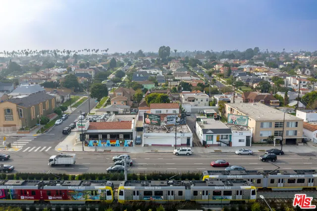 $1,200,000 | 4853 Crenshaw Boulevard, Los Angeles, CA 90043