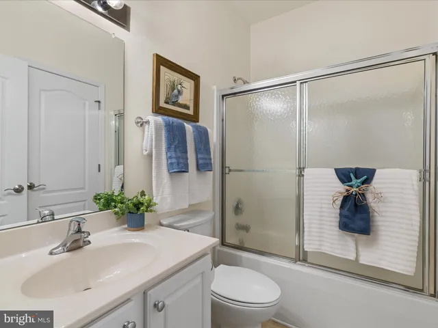 $320,000 | 30413 Cedar Neck Road, Unit 304, Ocean View, DE 19970