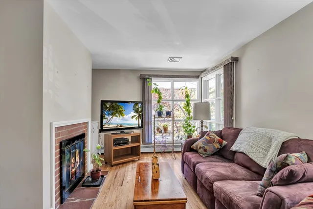 $539,900 | 83 Newton Avenue North, Worcester, MA 01602