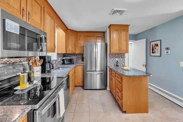 $539,900 | 83 Newton Avenue North, Worcester, MA 01602