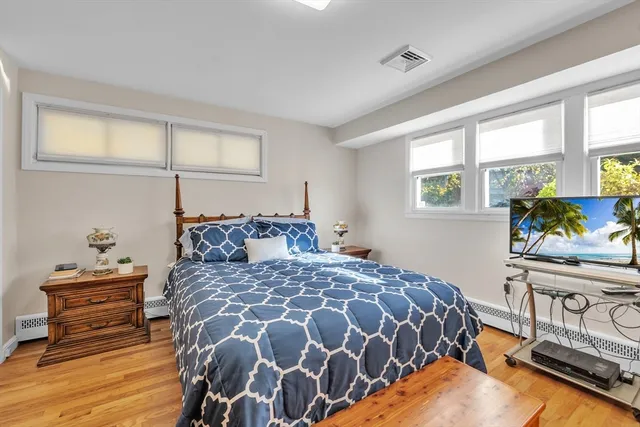 $539,900 | 83 Newton Avenue North, Worcester, MA 01602