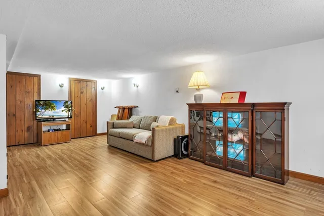 $539,900 | 83 Newton Avenue North, Worcester, MA 01602