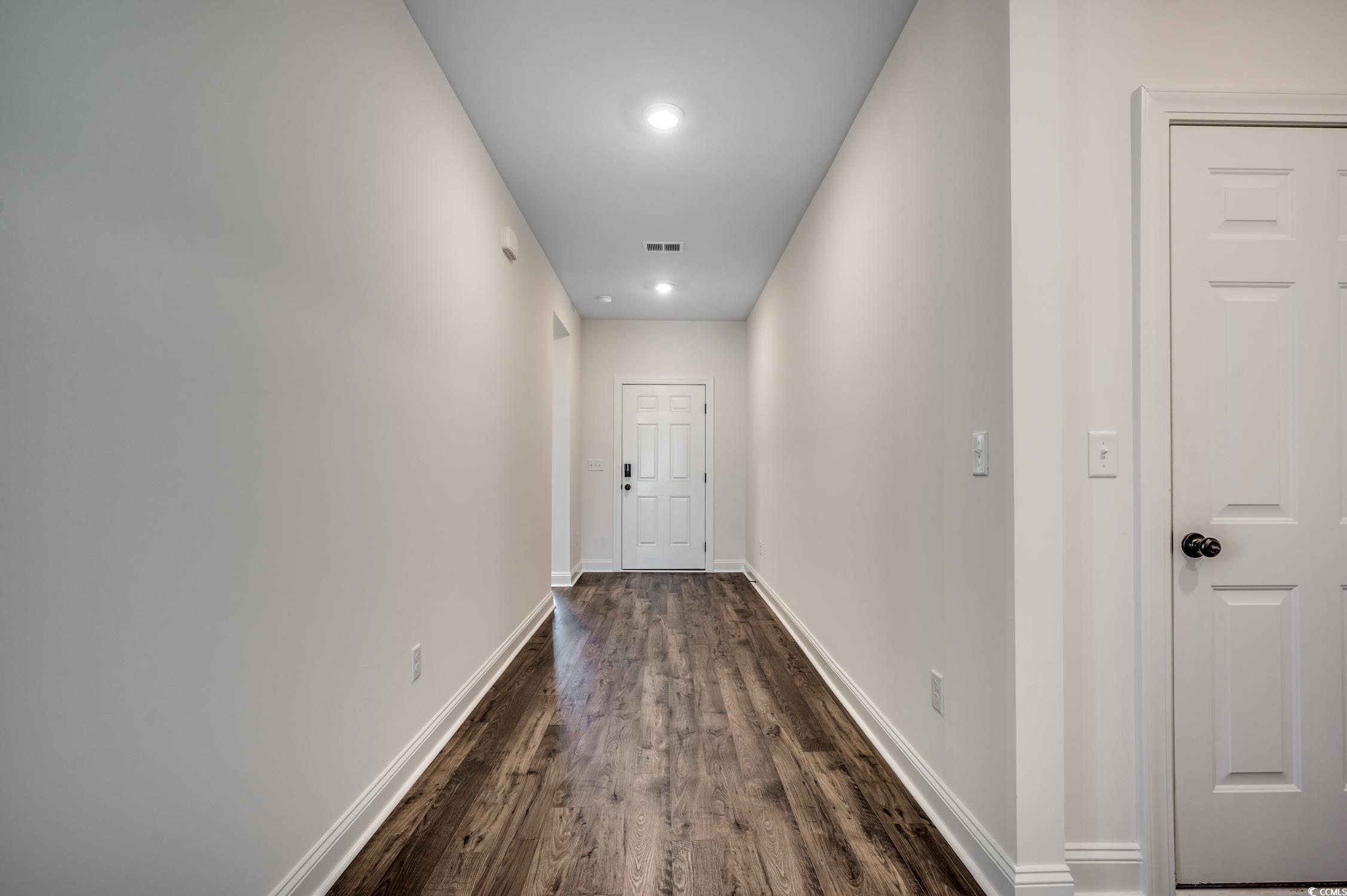 911 Inlt Kys Street Murrells Inlet, SC 29576 - Photo 4 of 35