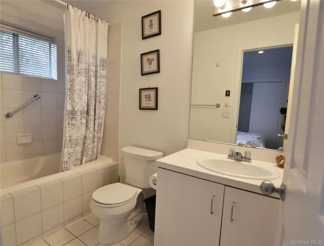 $1,399,000 | 10 Jeffrey Lane, East Quogue, NY 11942