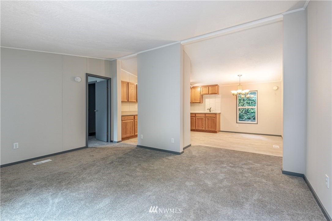 1911 East Rasor Road Belfair, WA 98528 - Photo 12 of 35 Gallery Image 12