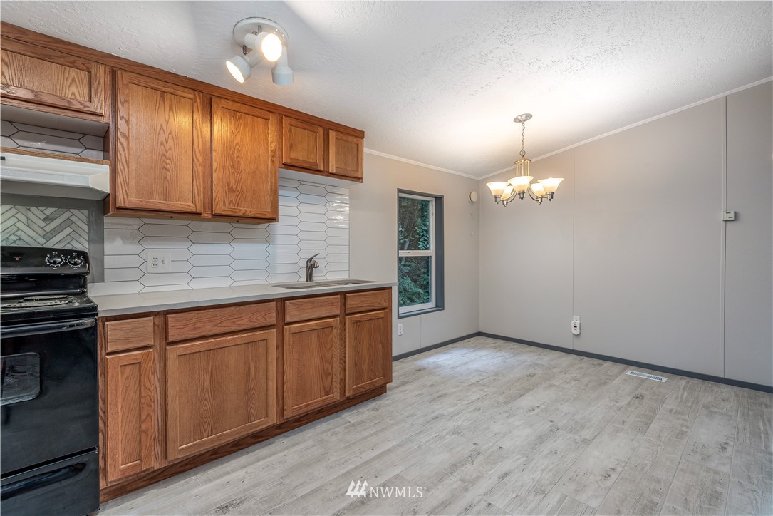 1911 East Rasor Road Belfair, WA 98528 - Photo 19 of 35 Gallery Image 19