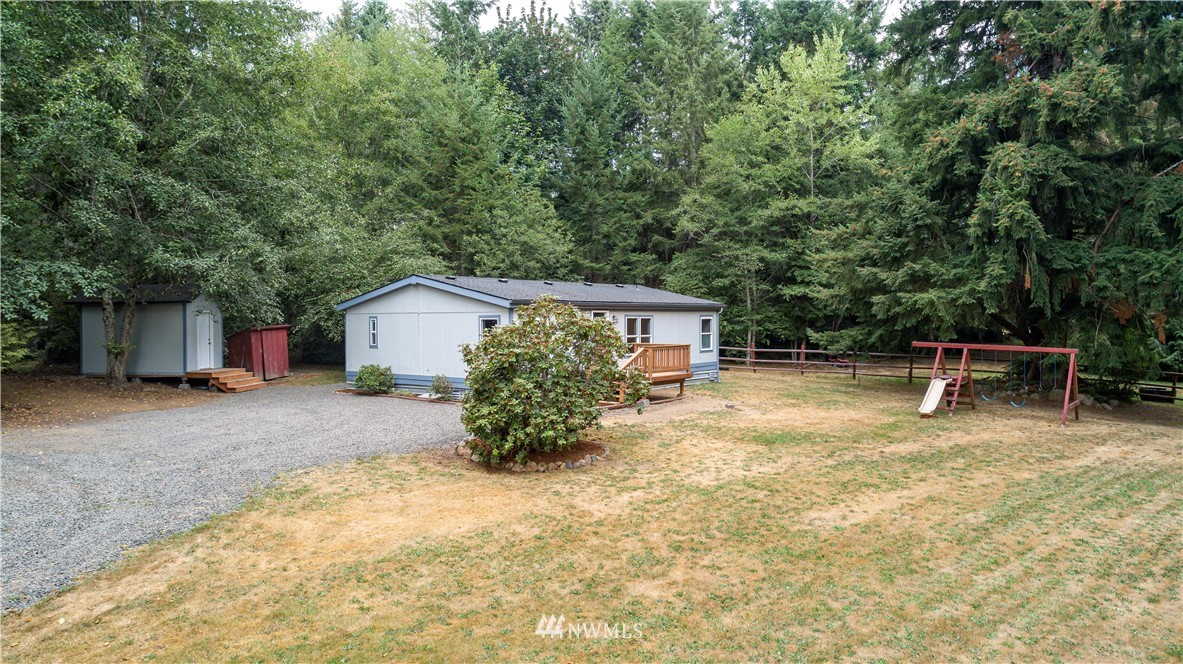 1911 East Rasor Road Belfair, WA 98528 - Photo 5 of 35 Gallery Image 5