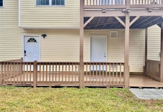 $1,300 | 226 Ashland Creek Court, Lawrenceville, GA 30045