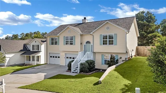 $1,300 | 226 Ashland Creek Court, Lawrenceville, GA 30045