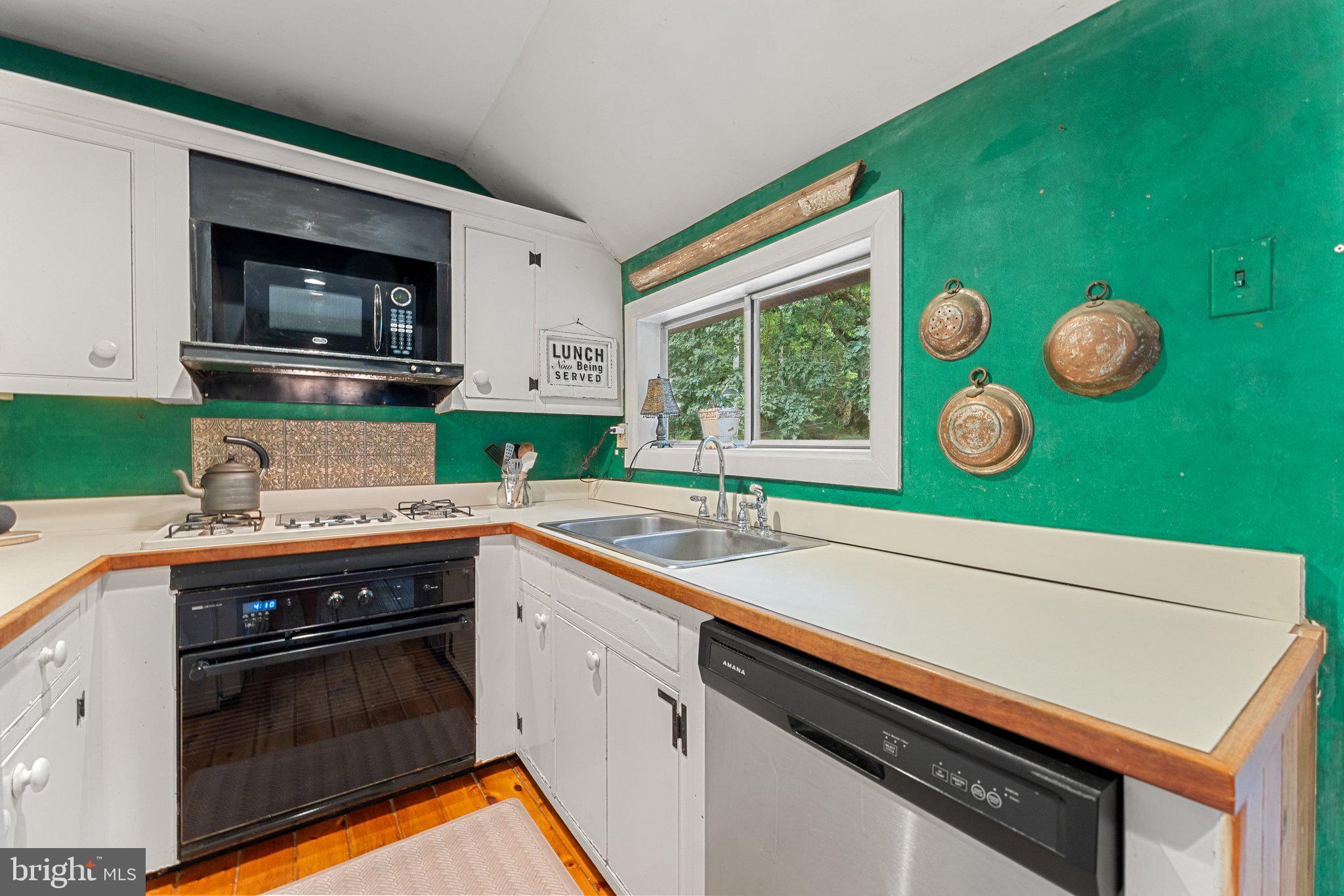 5459 Free State Road Marshall, VA 20115 - Photo 15 of 47 Kitchen