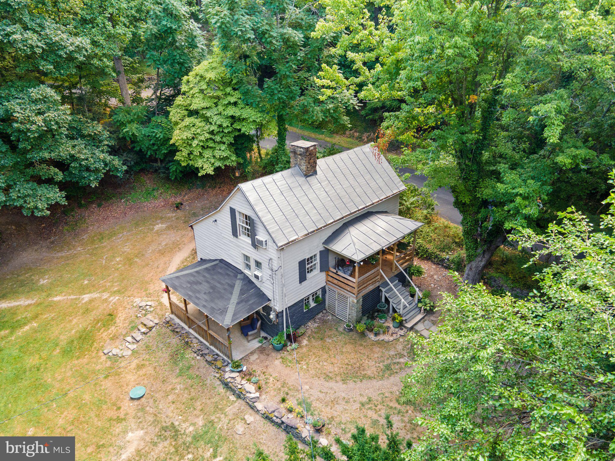 5459 Free State Road Marshall, VA 20115 - Photo 4 of 47 Three Level Home