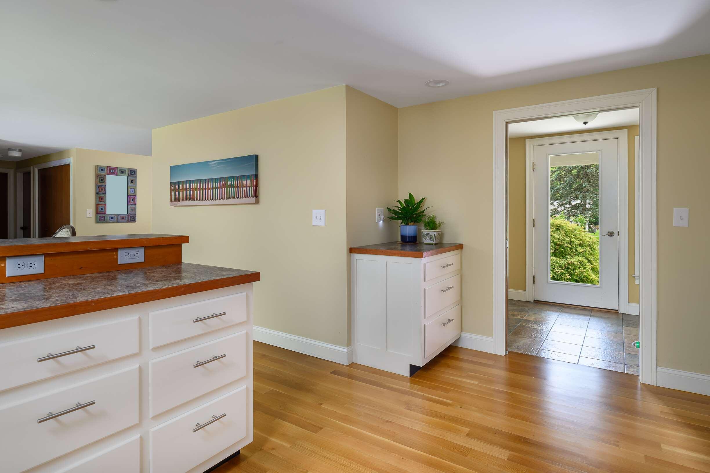 14 Eldridge Road York, ME 03909 - Photo 5 of 21 Kitchen
