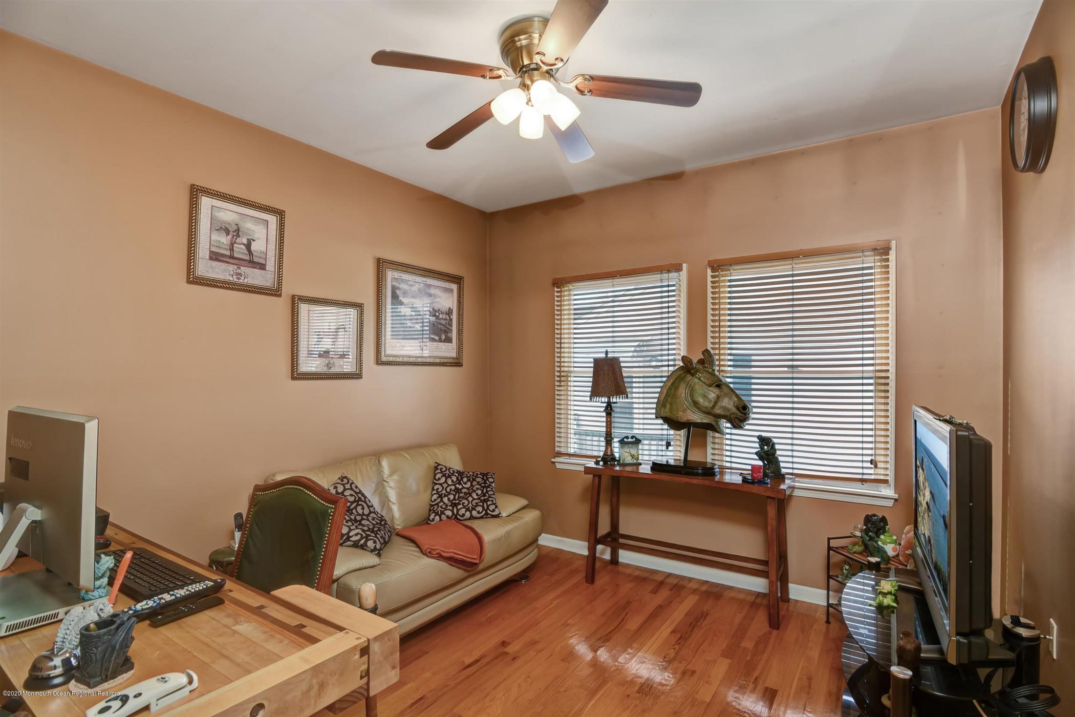 642 Drum Point Road Brick, NJ 08723 - Photo 3 of 35 07-Office