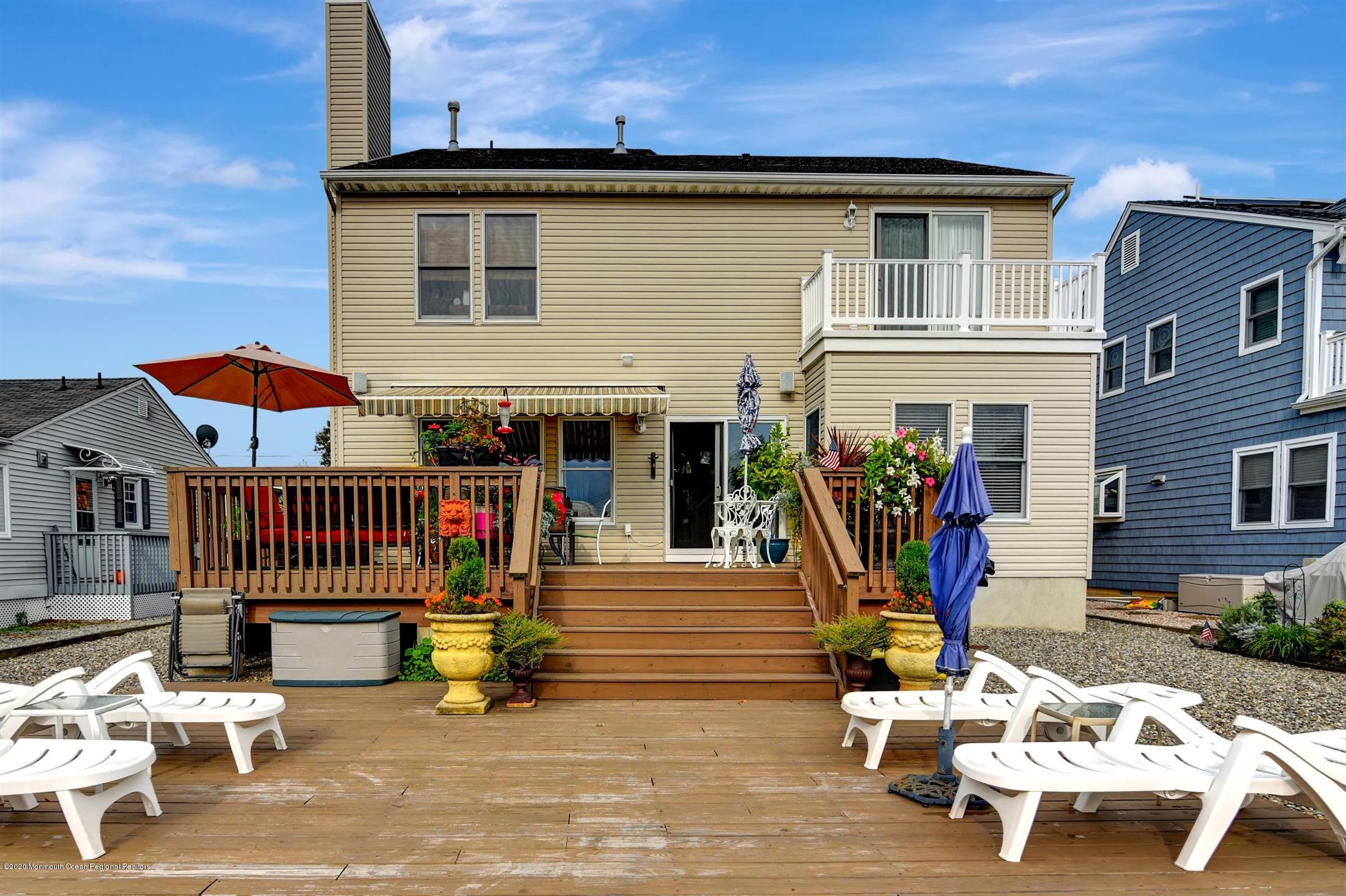 642 Drum Point Road Brick, NJ 08723 - Photo 23 of 35 31-Rear View