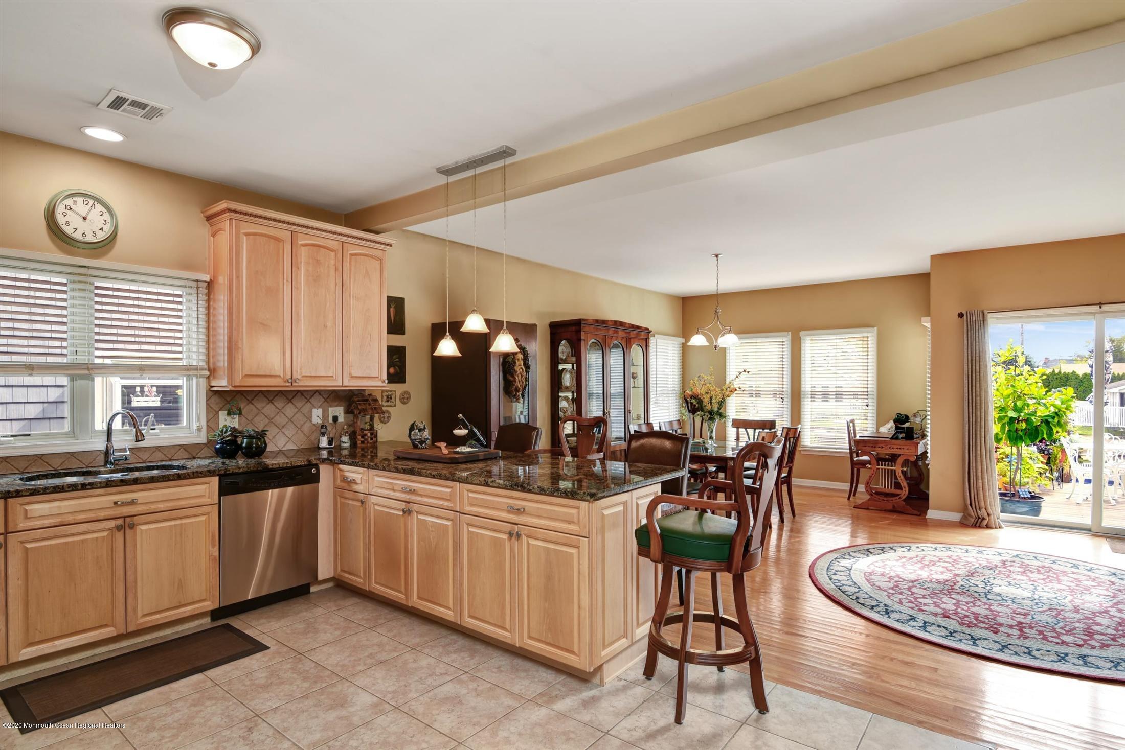 642 Drum Point Road Brick, NJ 08723 - Photo 8 of 35 13-Kitchen