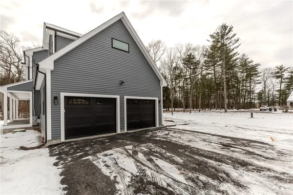 $779,900 | 70 Cedar Swamp Road, Smithfield, RI 02917