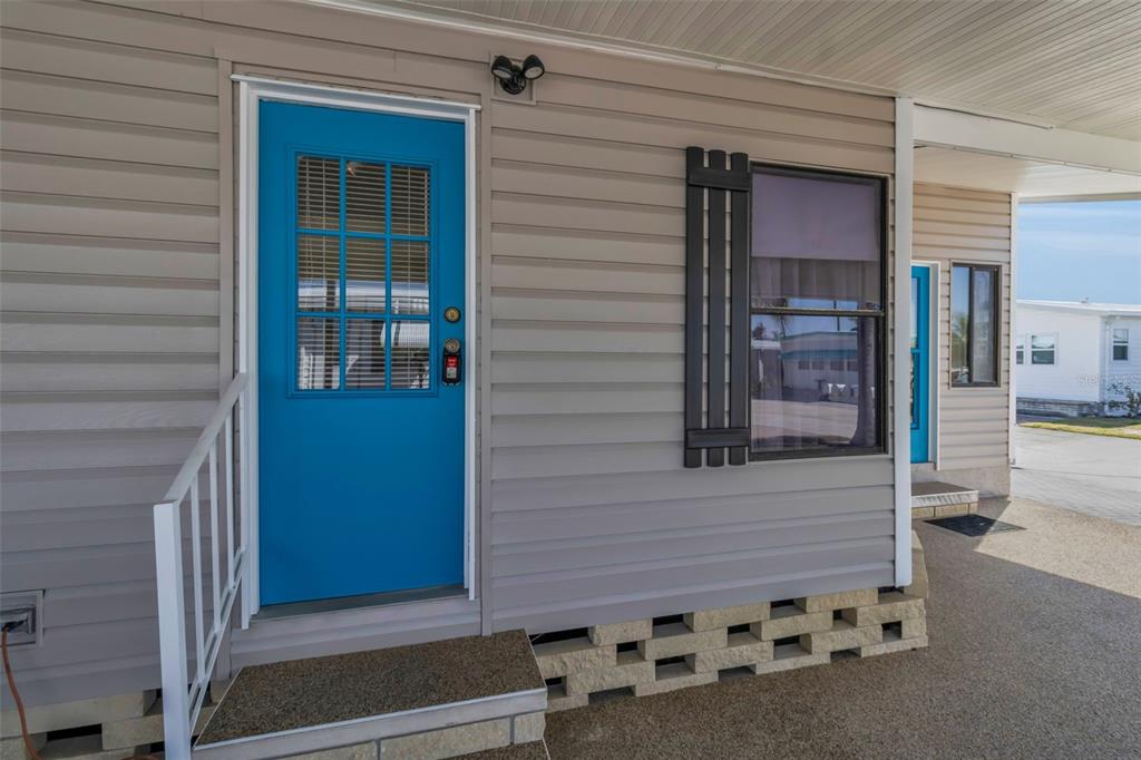 10315 Cortez Road West, Unit 26J Bradenton, FL 34210 - Photo 33 of 69 a view of a door of the house