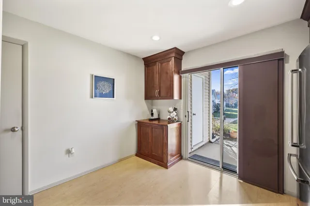 $325,000 | 631 Madison Drive, Monroe Township, NJ 08831