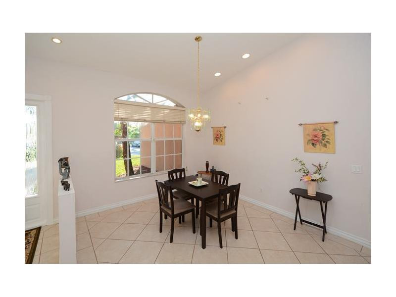 5961 Southwest 190th Avenue Southwest Ranches, FL 33332 - Photo 11 of 29 Dining Room