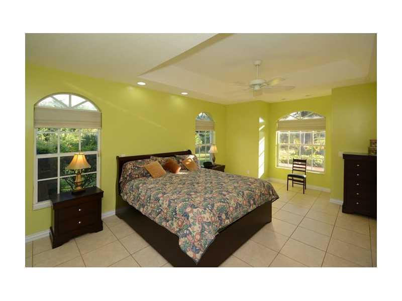 5961 Southwest 190th Avenue Southwest Ranches, FL 33332 - Photo 23 of 29 Master Bedroom