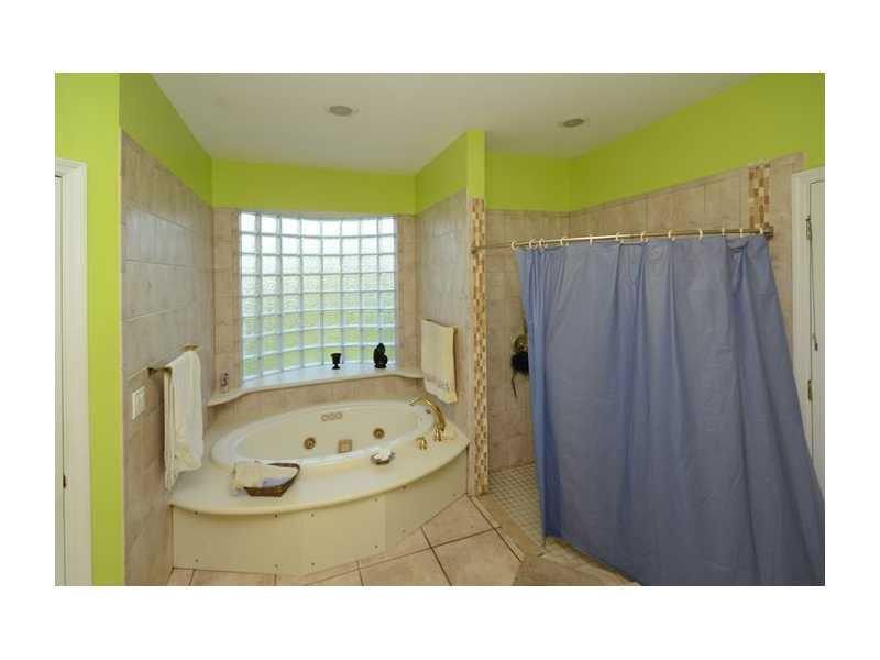 5961 Southwest 190th Avenue Southwest Ranches, FL 33332 - Photo 25 of 29 Master Bath/Spa