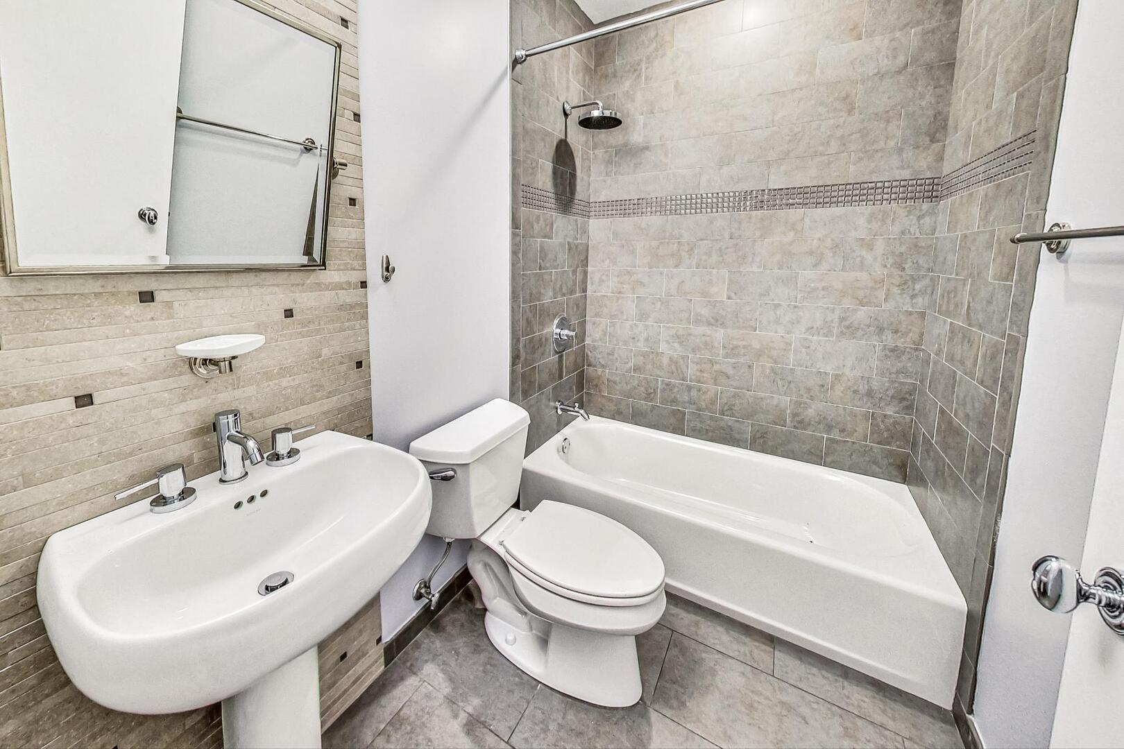 1223 West Cottage Place Chicago, IL 60607 - Photo 19 of 51