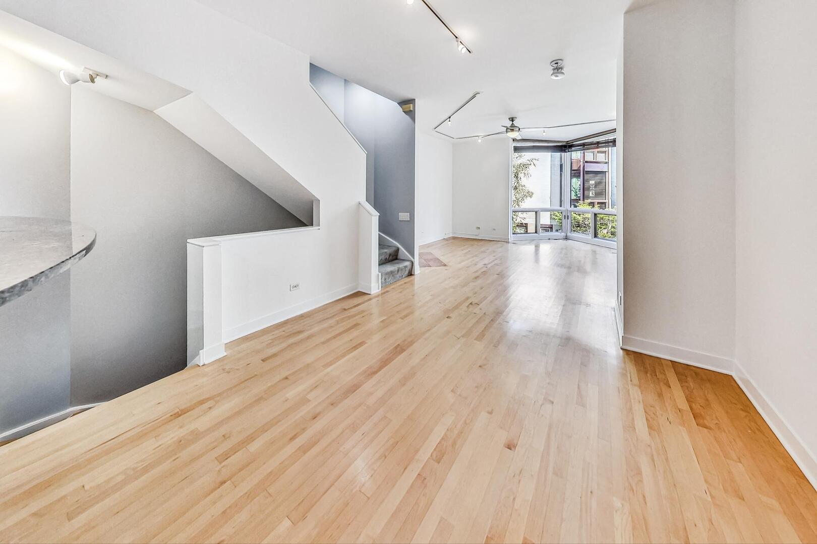 1223 West Cottage Place Chicago, IL 60607 - Photo 8 of 51