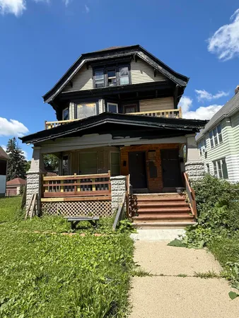 $185,000 | 2735 North 37th Street, Unit 2737, Milwaukee, WI 53210