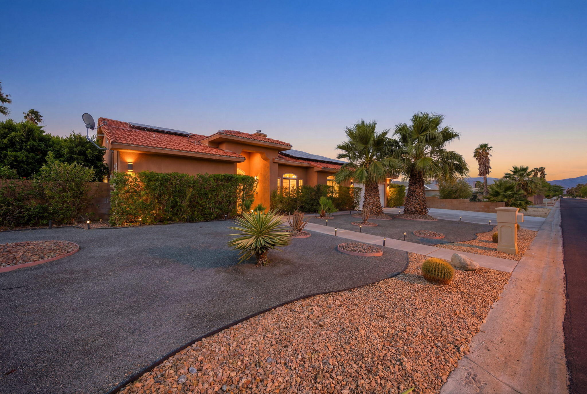 3048 North Bahada Road Palm Springs, CA 92262 - Photo 2 of 47 1-web-or-mls-twilight