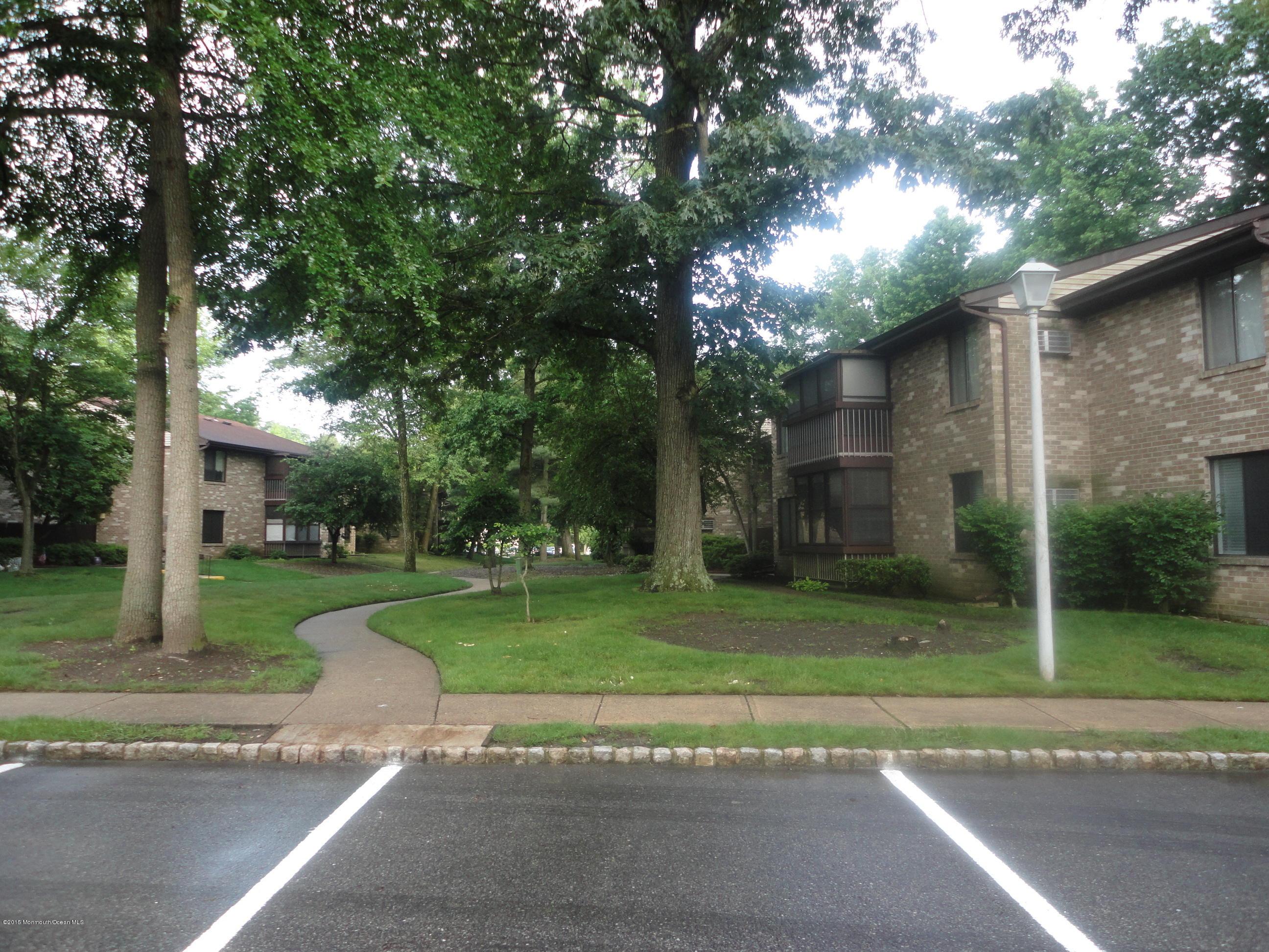 95 Arrowood Road, Unit G Manalapan, NJ 07726 - Photo 16 of 28 DSC03844