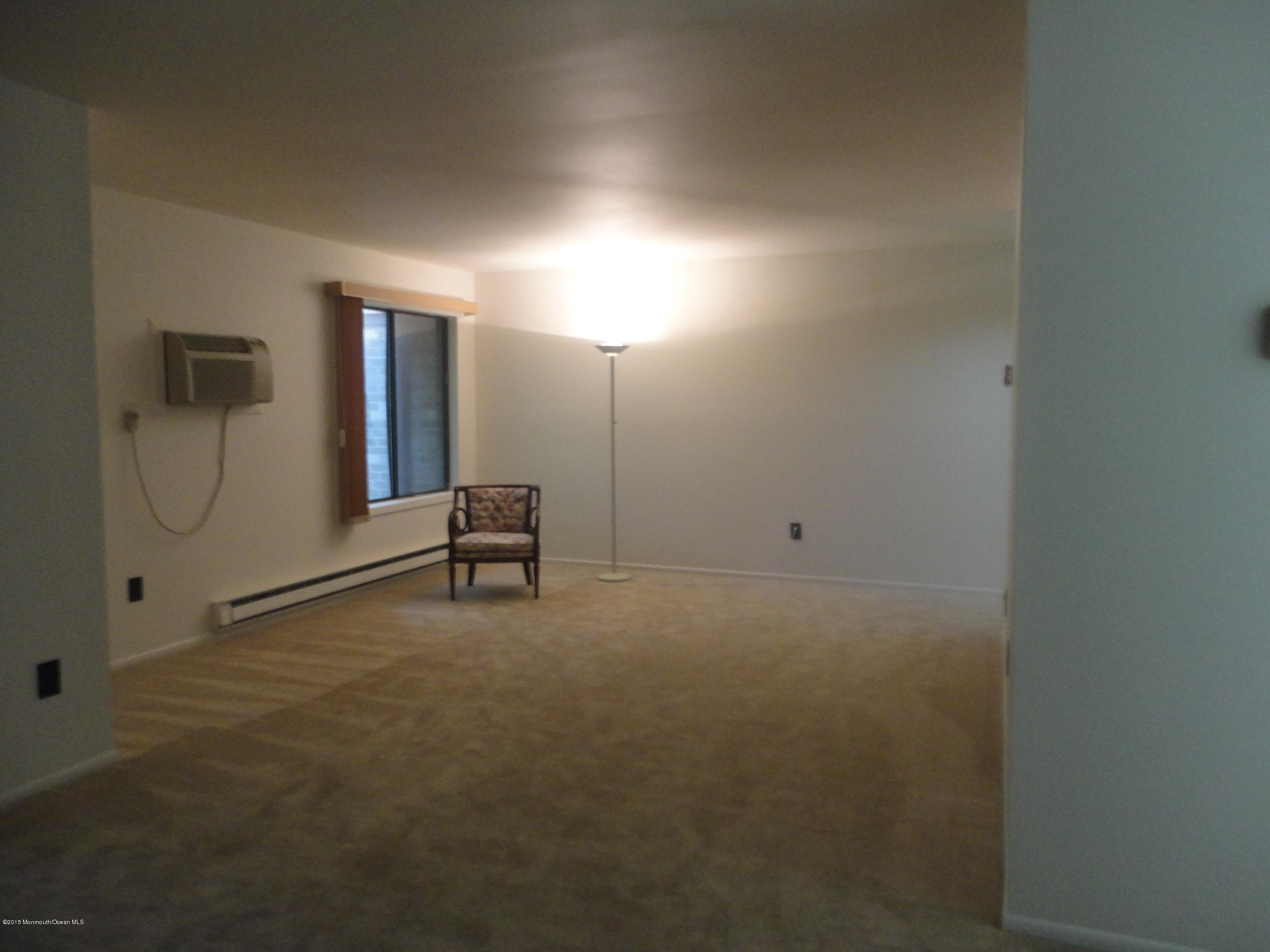 95 Arrowood Road, Unit G Manalapan, NJ 07726 - Photo 3 of 28 DSC03814