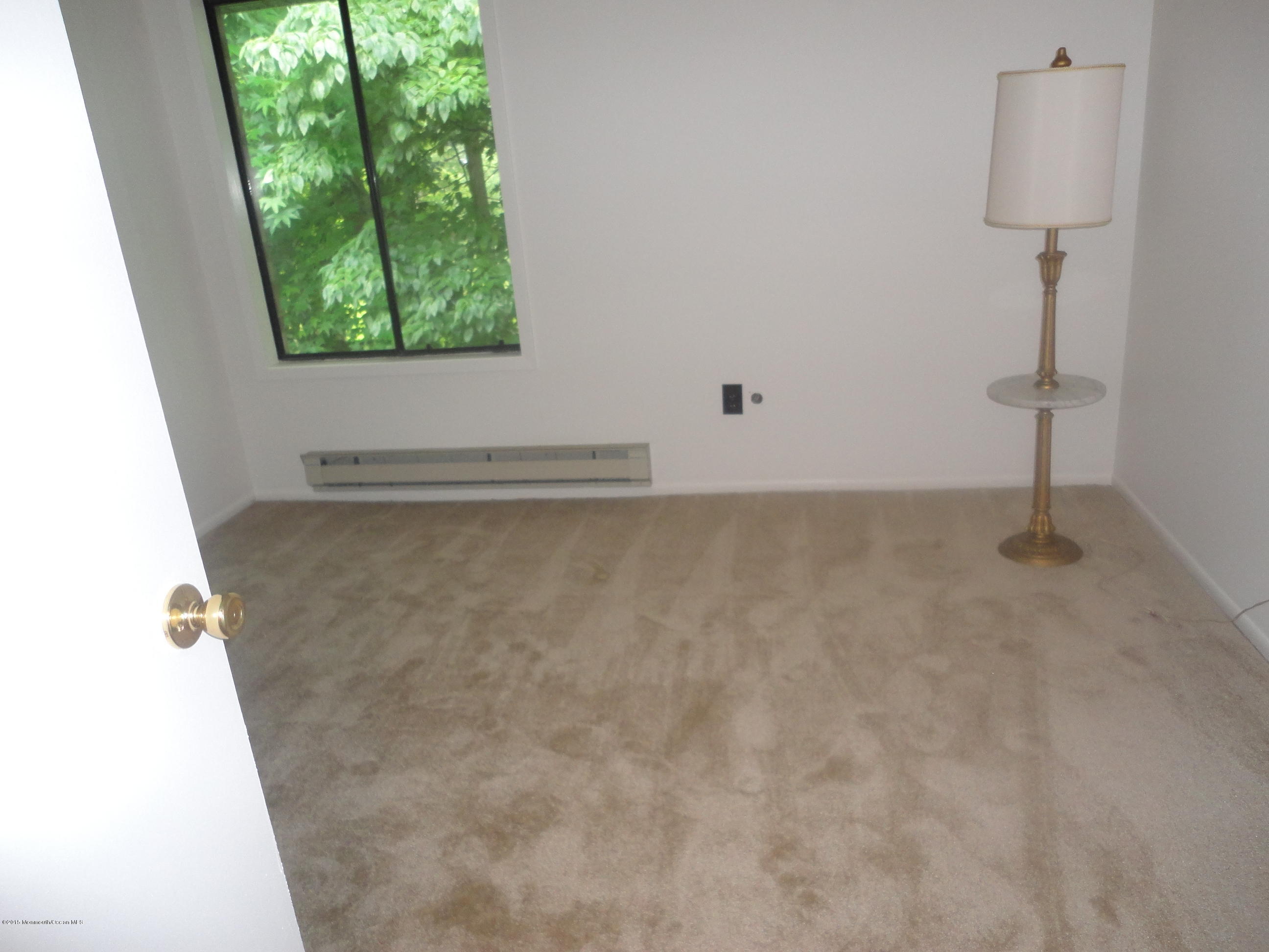 95 Arrowood Road, Unit G Manalapan, NJ 07726 - Photo 5 of 28 DSC03824